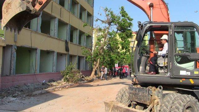 Uşak Kent Meydanı Projesinde Yeni Bir Dönemece Girildi