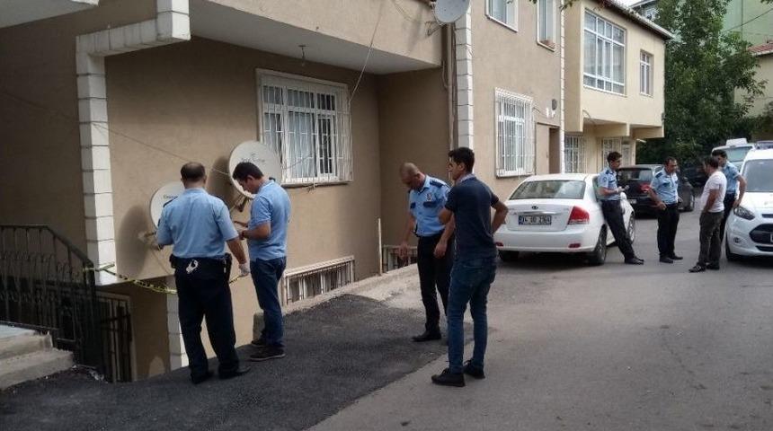 &Uuml;sk&uuml;dar&rsquo;da Cinnet Getiren Baba 2 &Ccedil;ocuğunu &Ouml;ld&uuml;rd&uuml;, Birini Yaraladı