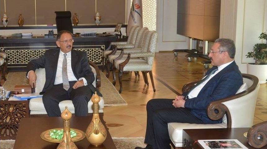 Er&uuml; Rekt&ouml;r&uuml; G&uuml;ven, Bakan &Ouml;zhaseki&rsquo;yi Ziyaret Etti