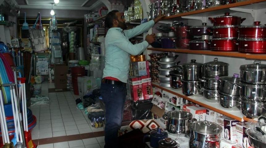 Esnaf, Bayram Ve Okul Alışverişinden Umutlu