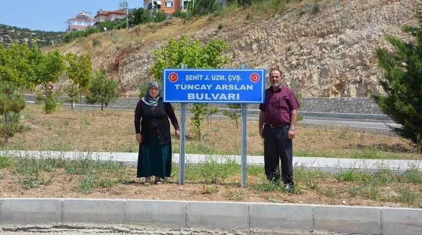 Şehit Tuncay Arslan&rsquo;ın Adı Yolda Yaşatılıyor