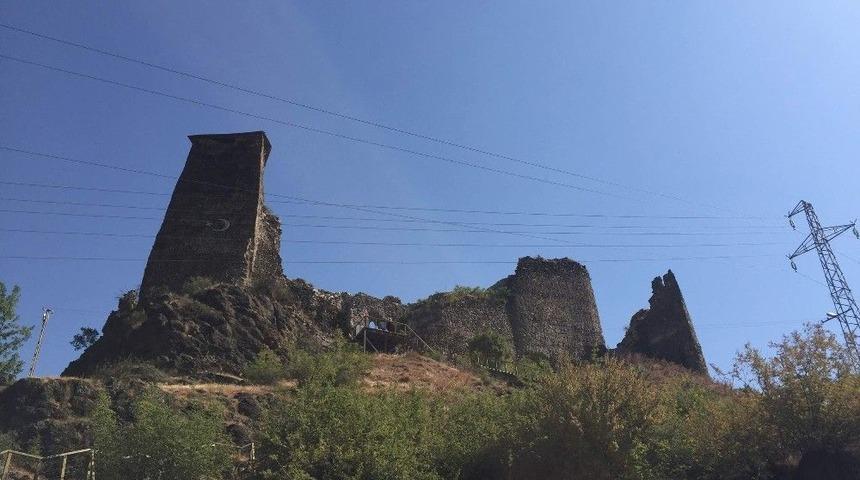 Bin Yıllık Şavşat Kalesi Kazılarında Sona Gelindi