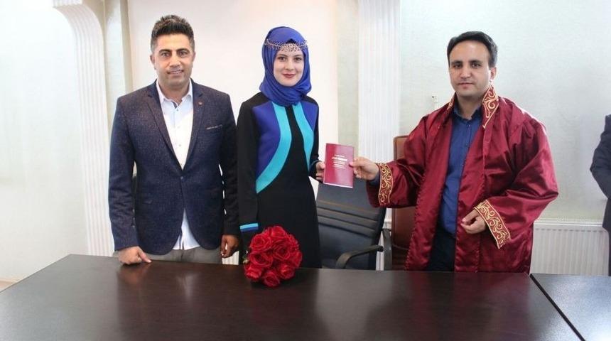 Kayyum Nikah Kıyıp, 3 &Ccedil;ocuk Tavsiyesinde Bulundu