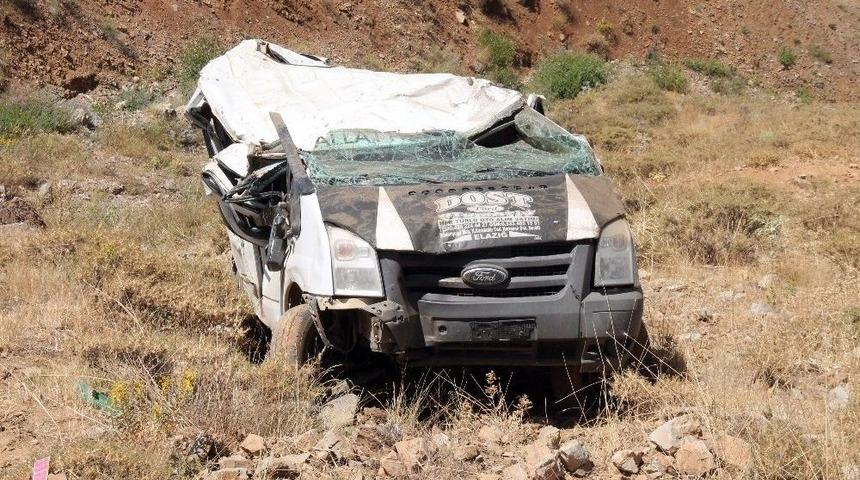 Bu Minibüsten Sağ Çıktılar