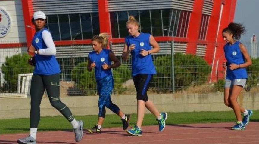 Balıkesir B&uuml;y&uuml;kşehir Belediyespor'da Rota Sultanlar Ligi