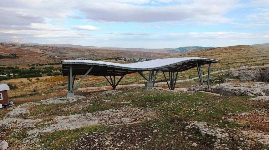 Koruma Evi Yapılan Mozaik Sergilenmeyi Bekliyor