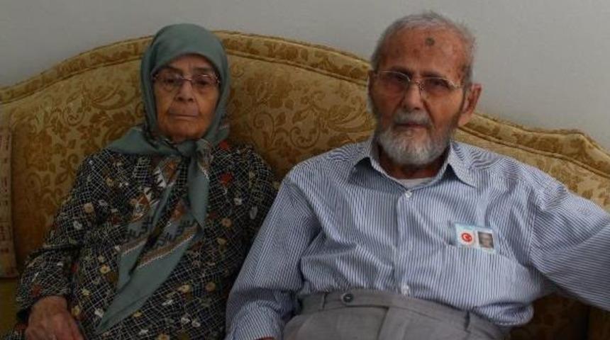 70 Yıldır Evli &Ccedil;ift Mutlu Evliliğin Ve Uzun Yaşamın Sırrını Anlattı