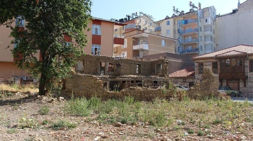 Başkan Tutal, Seydişehir&rsquo;in Tarihi Ve K&uuml;lt&uuml;r&uuml;ne Işık Tutuyor