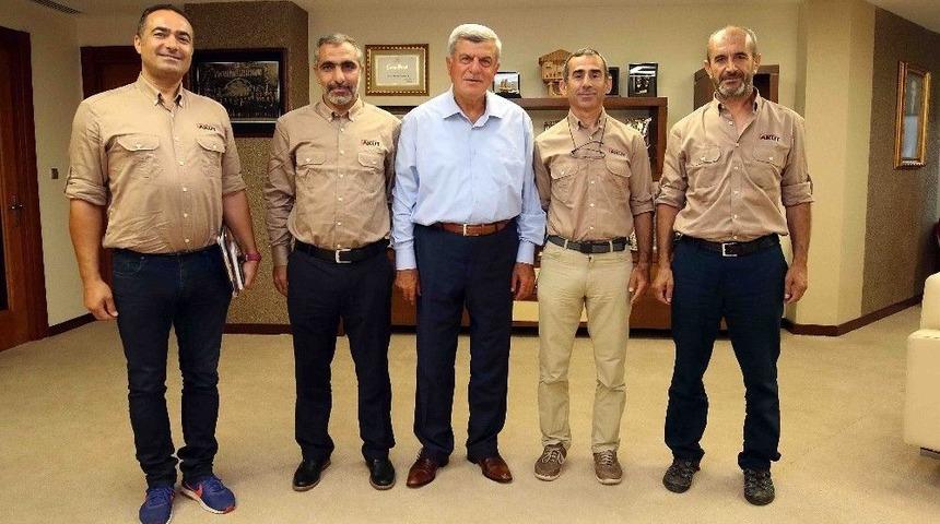 Başkan Karaosmanoğlu, “her İnsanımız Akut Gönüllüsü Olmalıdır”