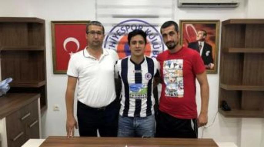 Fethiyespor Berat Tosun'u Renklerine Bağladı