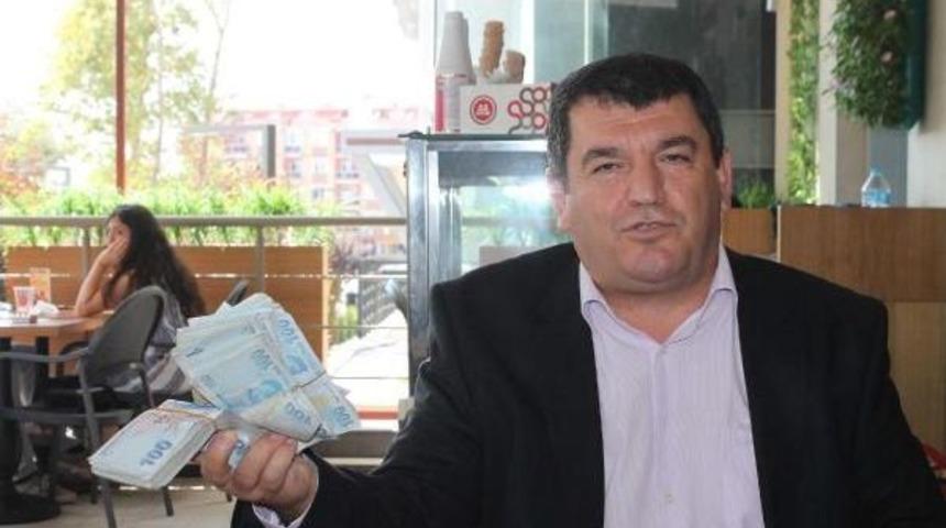 Kırkpınar Ağası &Ccedil;etin Para Dolu &Ccedil;antayla Basın Toplantısı Yaptı