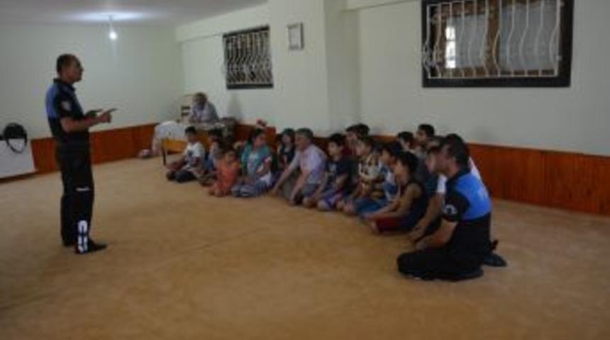 Kur&rsquo;an Kursu &Ouml;ğrencilerine &rsquo;boğulma&rsquo; Anlatıldı