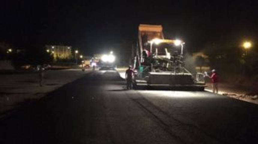 Adıyaman Belediye Ekiplerinin Gece Mesaisi