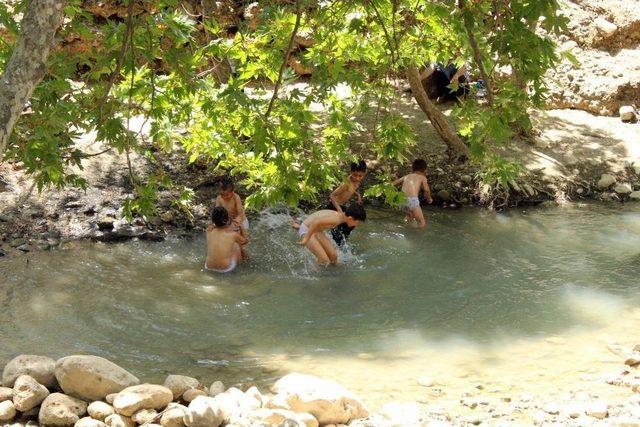 Adıyaman’da Hava Sıcaklığı 44’e Dereceye Yükseldi