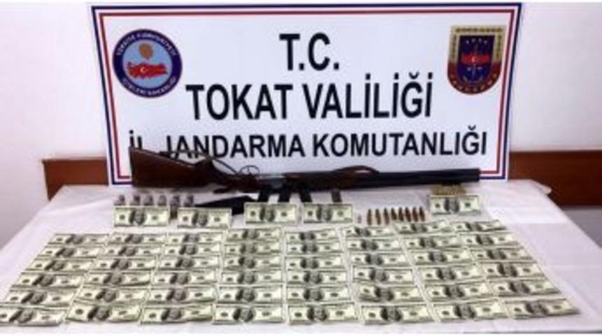 Tokat&rsquo;ta Sahte Dolar Ele Ge&ccedil;irildi