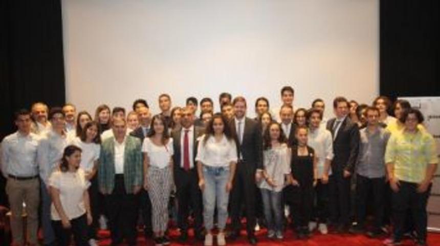 T&uuml;rkonfed Geleceğin Girişimcilerini&nbsp;Iş D&uuml;nyasıyla Buluşturdu