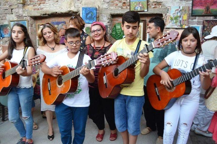 Olgay Alışık Unutulmadı G5