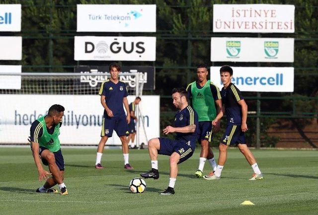 Fenerbahçe, Göztepe Hazırlıklarına Başladı