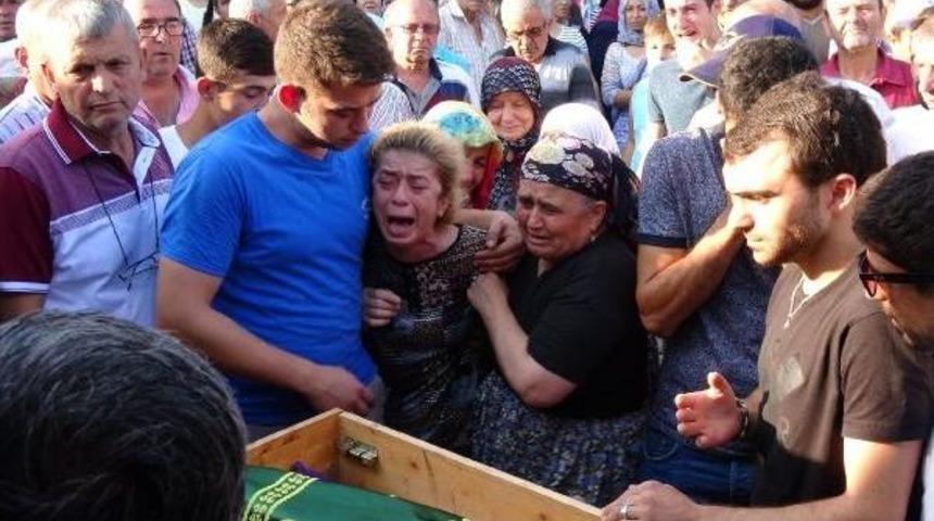 Mudanya&rsquo;Da Denizde Kaybolan Jokeyin 14 Saat Sonra Cesedi Bulundu (2)