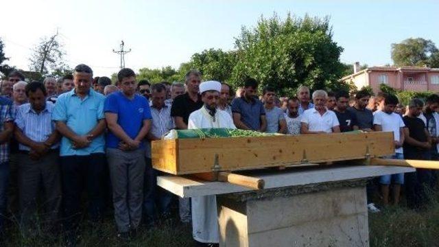 Mudanya’Da Denizde Kaybolan Jokeyin 14 Saat Sonra Cesedi Bulundu (2)