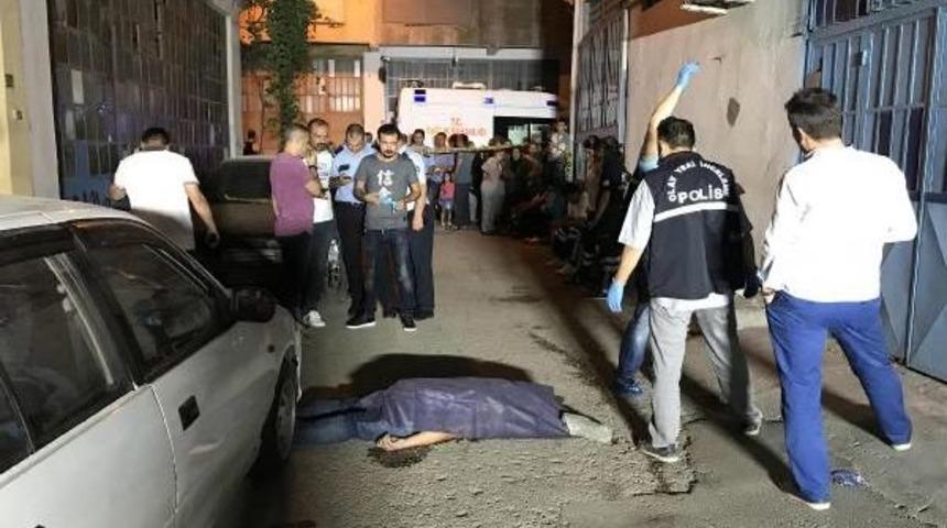 Bursa'da, 4'&uuml;nc&uuml; Kattan D&uuml;şen Gen&ccedil; &Ouml;ld&uuml;