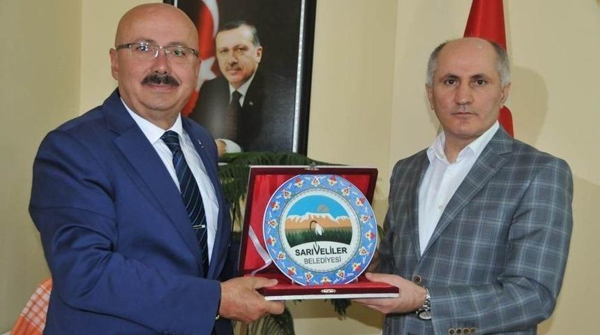 Vali Meral, Sarıveliler Belediye Başkanı Samur&rsquo;u Ziyaret Etti