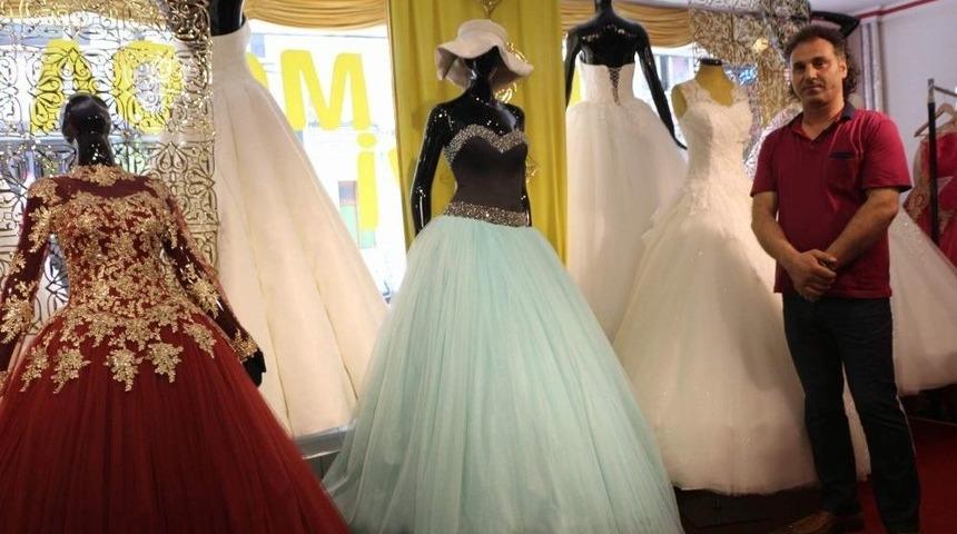 Trabzon&rsquo;dan Gelinlik İhracatı