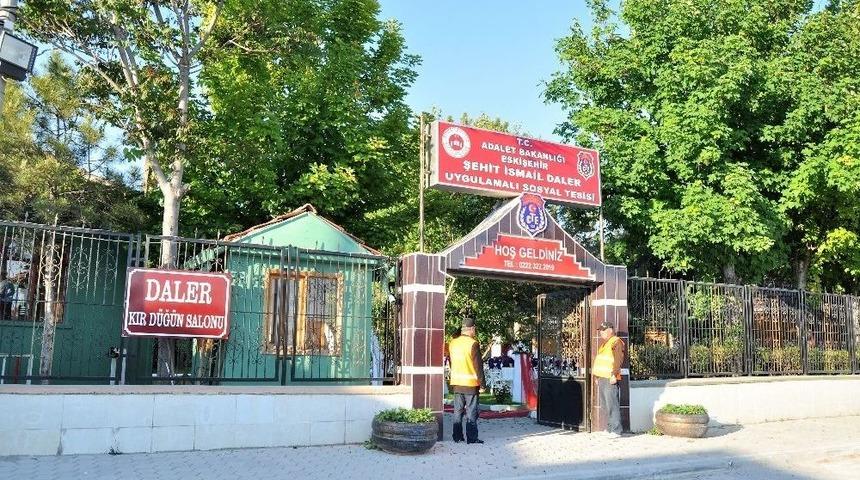 Cezaevinde Kır D&uuml;ğ&uuml;n&uuml;