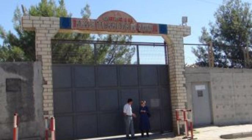 Bebeğiyle Cezaevine Konulan Kadın Polis Serbest Bırakıldı