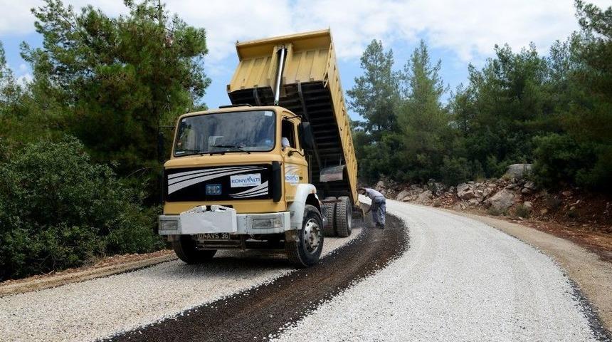 Konyaaltı Belediyesi&rsquo;nden Yayla Yoluna Asfalt
