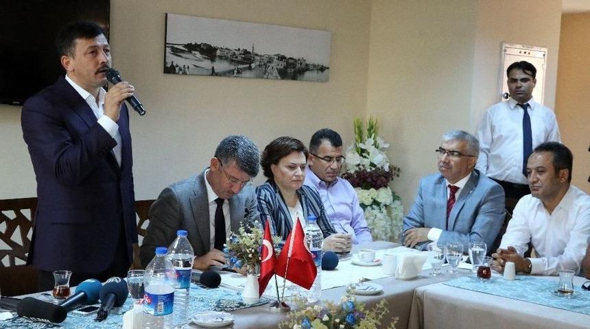 Ak Parti&rsquo;li Dağ&rsquo;dan Muhalefete Tepki: "&uuml;lkeye Zarar Veriyorsunuz"