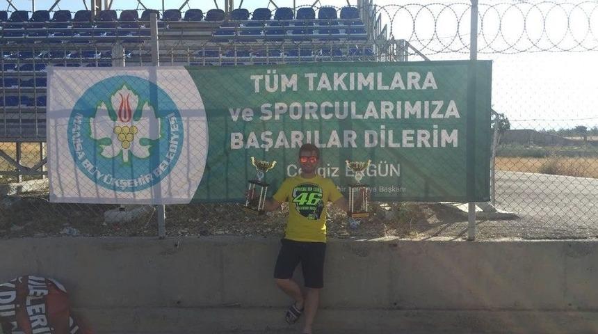 Manisalı Motorcular Rekorlara İmza Attı