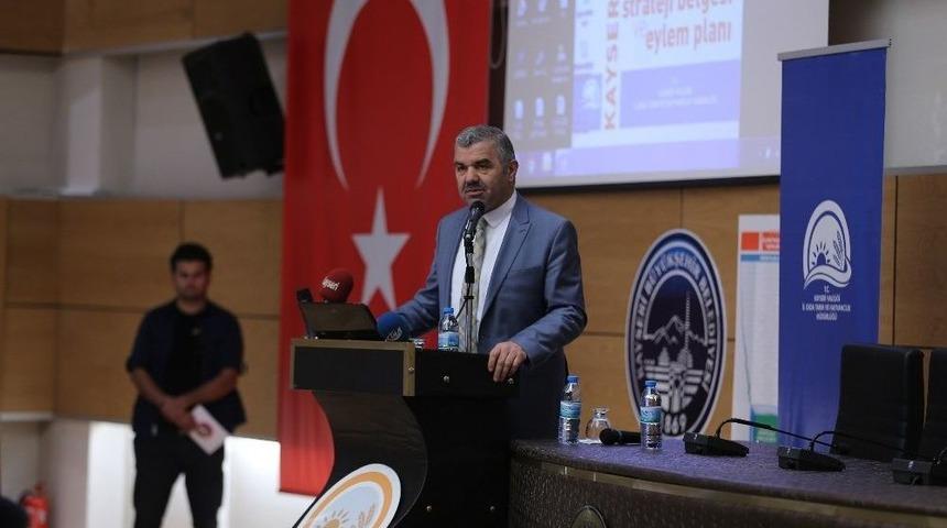 B&uuml;y&uuml;kşehir Belediye Başkanı Mustafa &Ccedil;elik: