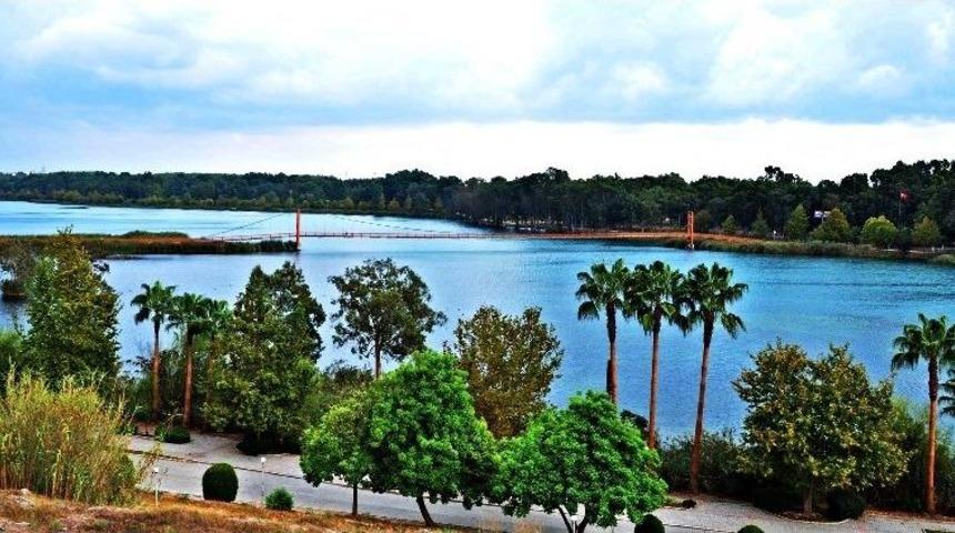 L&uuml;bnan&rsquo;dan Adana Turizmine Destek