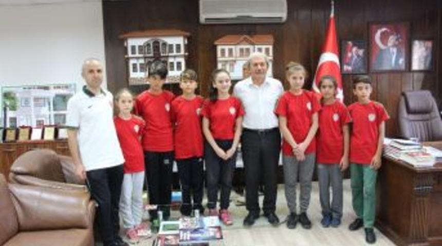 Osmanelili Tekwondocular Minikler T&uuml;rkiye Şampiyonasına Gitti