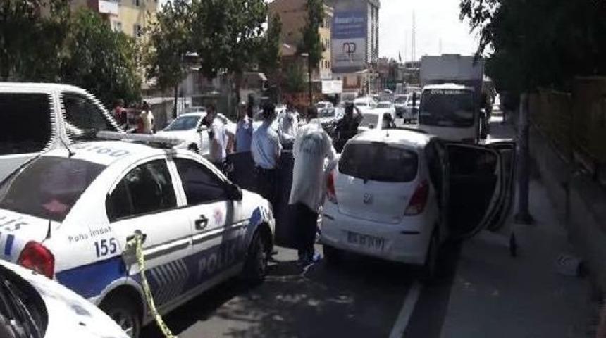 &Uuml;mraniye'de Otomobil I&ccedil;inde &Ouml;l&uuml;m