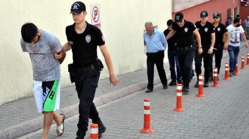 Kayseri'de Uyuşturucu Ticaretine 3 Tutuklama