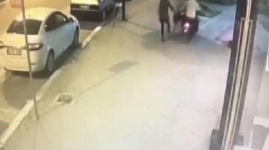 Motosiklet&ccedil;i Gasp&ccedil;ı Dehşeti Kamerada