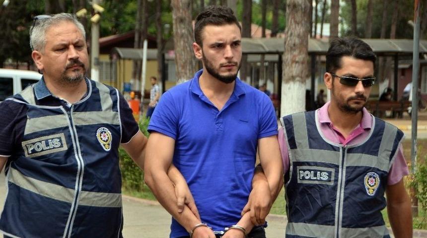 Komşunun Otomobili İ&ccedil;in Kardeşini &Ouml;ld&uuml;rd&uuml;