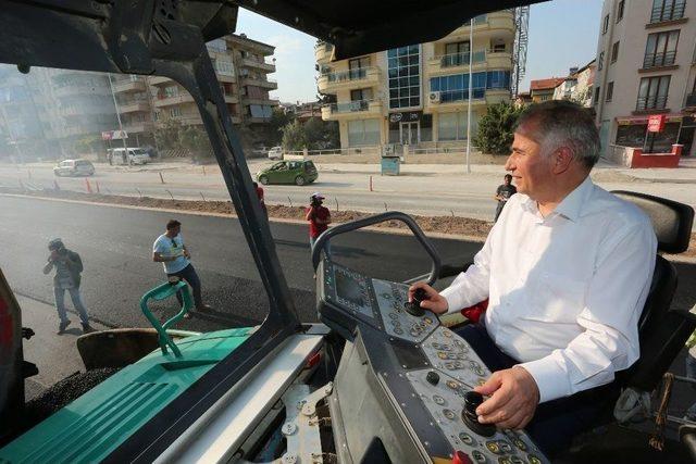 Başkan Zolan, Ulus Bulvarında İncelemelerde Bulundu