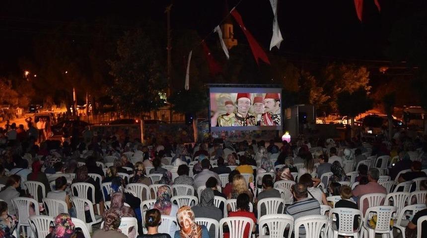 &Ccedil;an Belediyesi A&ccedil;ık Hava Sinema Geceleri Başladı