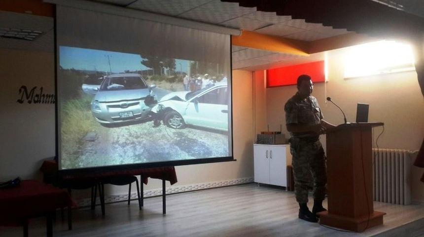 Jandarmadan Servis Şof&ouml;rlerine Eğitim