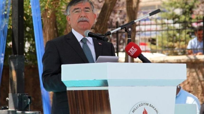 Bakan Yılmaz: &ldquo;ateş &Ccedil;emberindeki T&uuml;rkiye, Avrupa&rsquo;dan Daha İyi B&uuml;y&uuml;yor&rdquo;