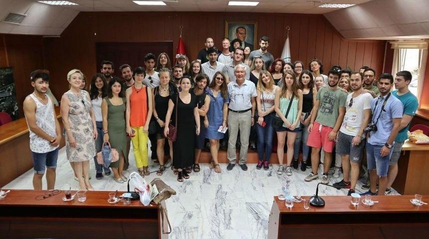 M&uuml;lteciler Ve Sanat Topluluğundan Odunpazarı Belediyesine Teşekk&uuml;r Ziyareti