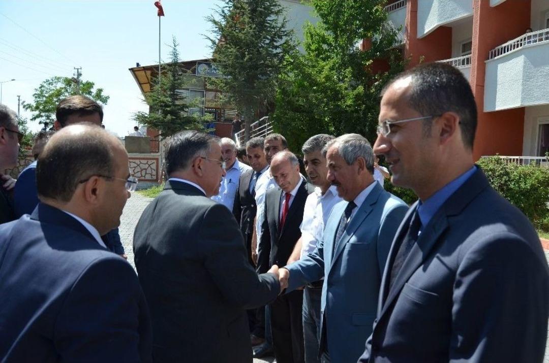 Milli Eğitim Bakanı Yılmaz Adilcevaz&rsquo;da