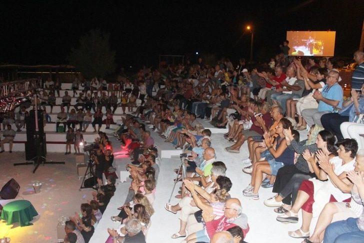 Engürü Sitesi Kültür Sanat Günlerinde İlk Günden Doldu Taştı G3