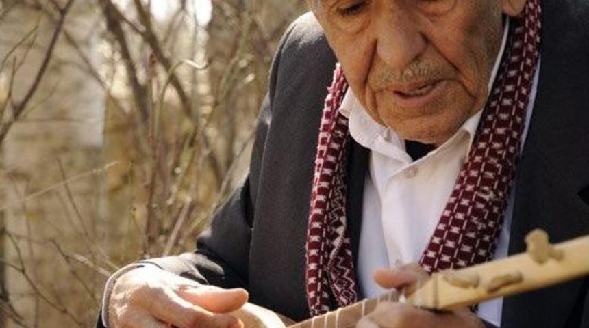 &rsquo;yaşayan İnsan Hazinesi&rsquo; Hastaneye Kaldırıldı