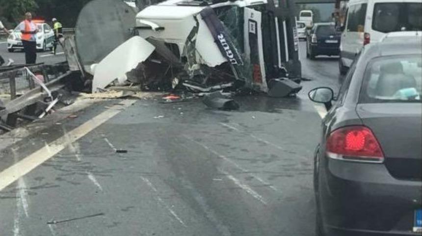 Tem&rsquo;de Tanker Devrildi 1 Yaralı