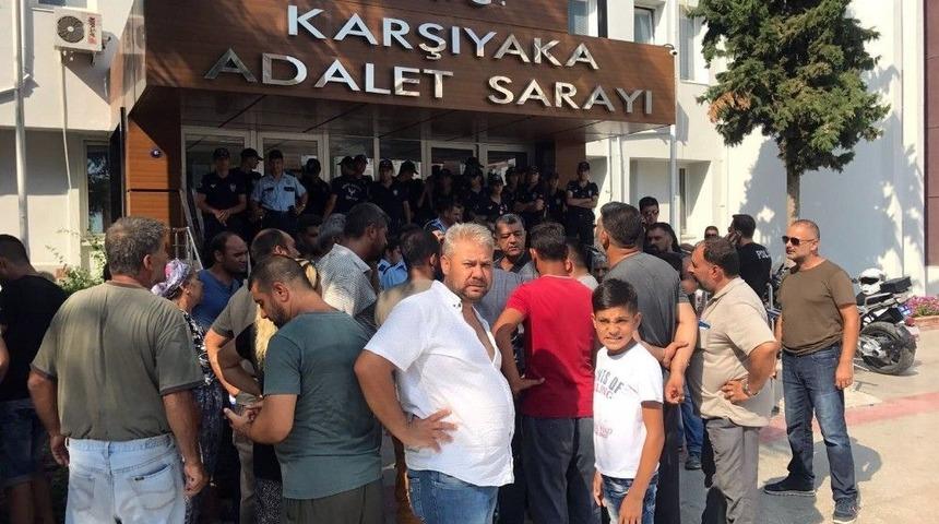 Dolandırıcının Yakalandığını Duyanlar Adliyeye Akın Etti