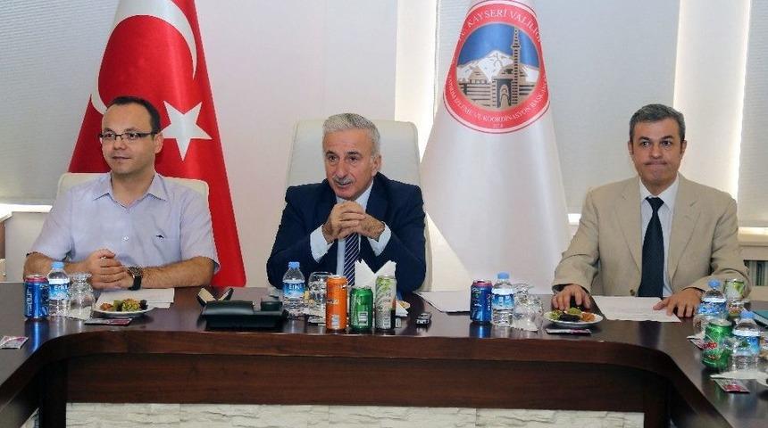 Vali S&uuml;leyman Kam&ccedil;ı: &ldquo;hedefimiz Sokakta Uyuşturucu Satıcısının Kalmaması&rdquo;